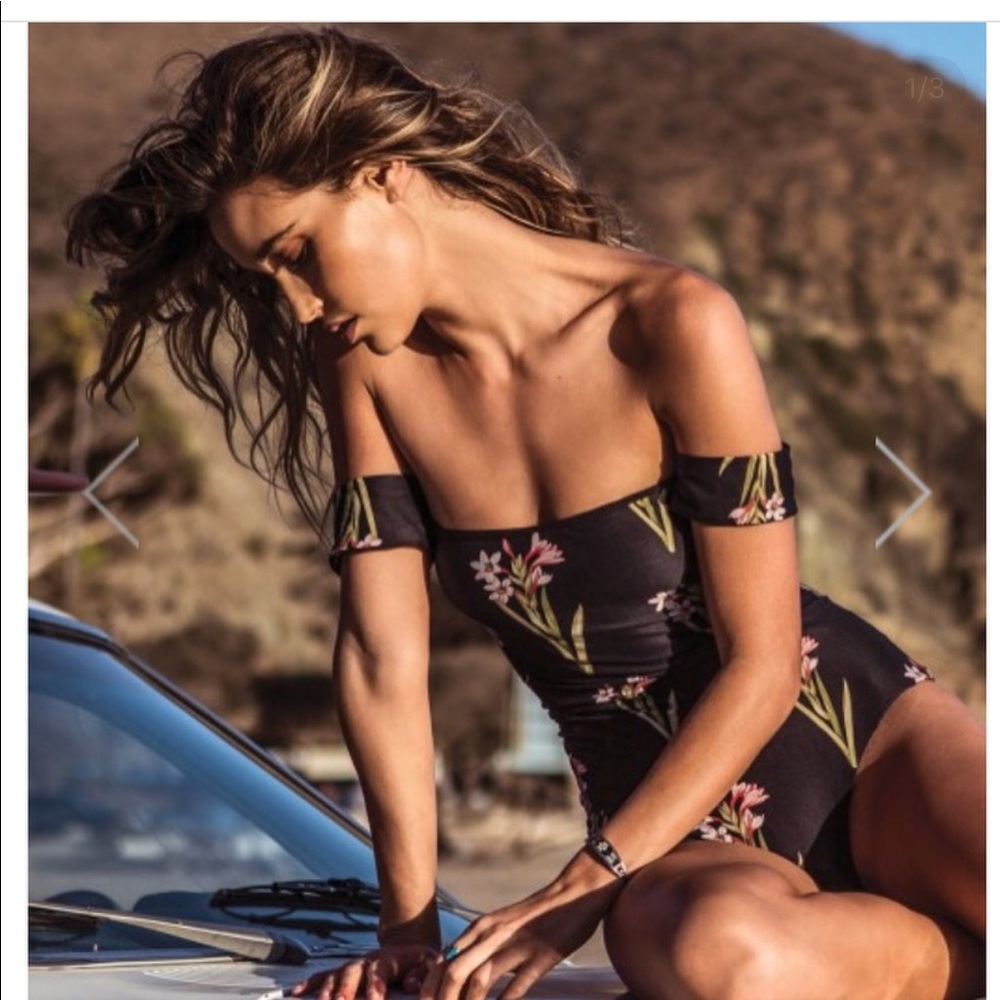 ❌S O L D❌O’Neil one piece